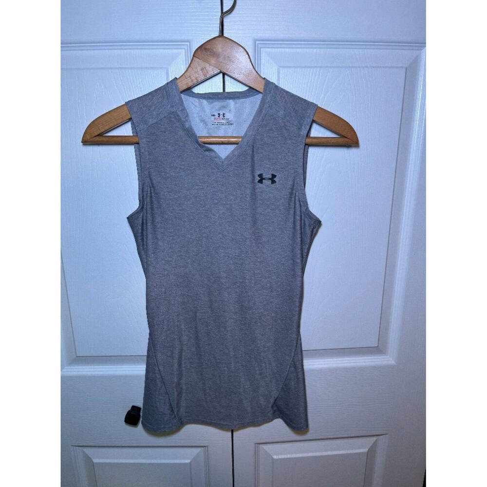 Under Armour HeatGear Gray Sleeveless Athletic Top Medium